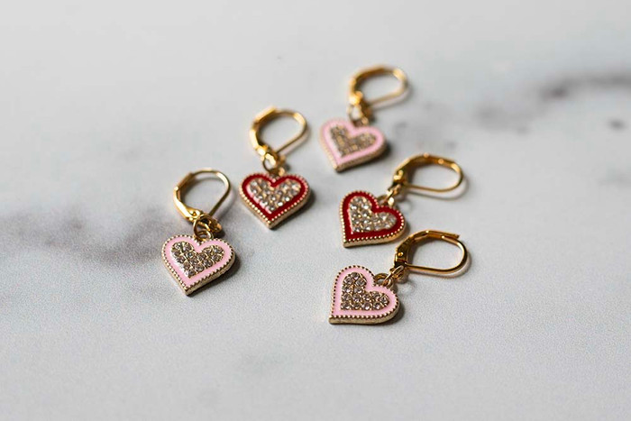 Gold Sparkling Heart Stitch Markers – Set of 5
