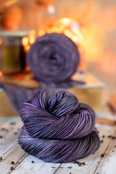 Pre-Order Cup of Elderberries 'CREMA' WORSTED