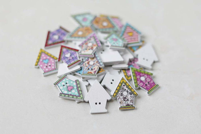Wooden Birdhouse Buttons