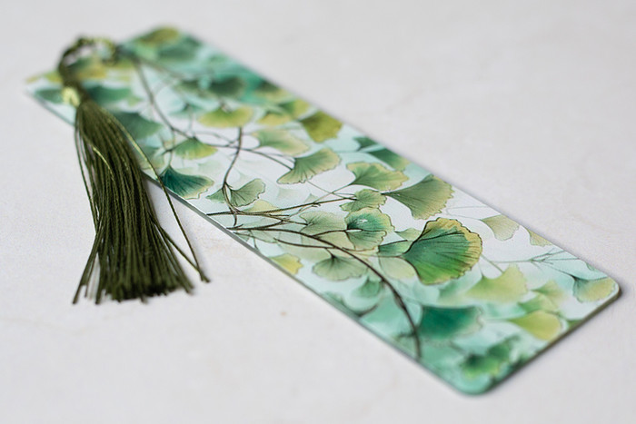 Old Growth (Dark Speckled) – September 2026 Insider's Yarn Club