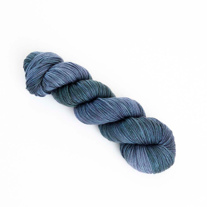 Pavonine 'CREMA' WORSTED - Limited Edition