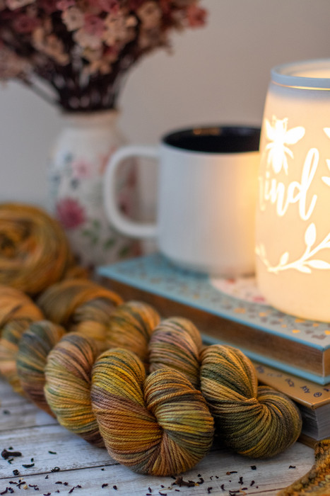 Cup of Turmeric and Ginger 'CREMA' WORSTED
