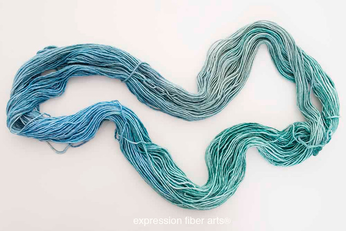 Sea Breeze 'PEARLESCENT' WORSTED
