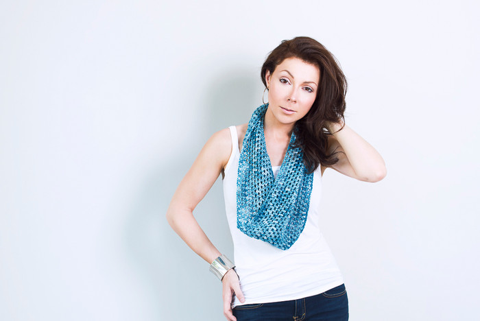 Beginner's Crochet Infinity Scarf Kit - Choose Your Color