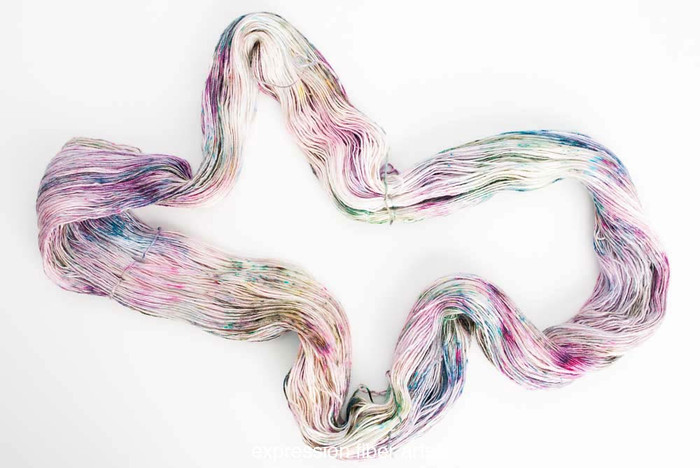 Calliope 'PEARLESCENT' FINGERING 