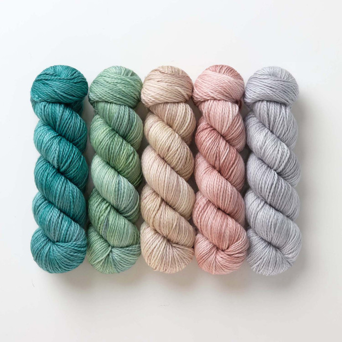 Oopsy Seashell Hues 'BUTTERY' WORSTED KIT