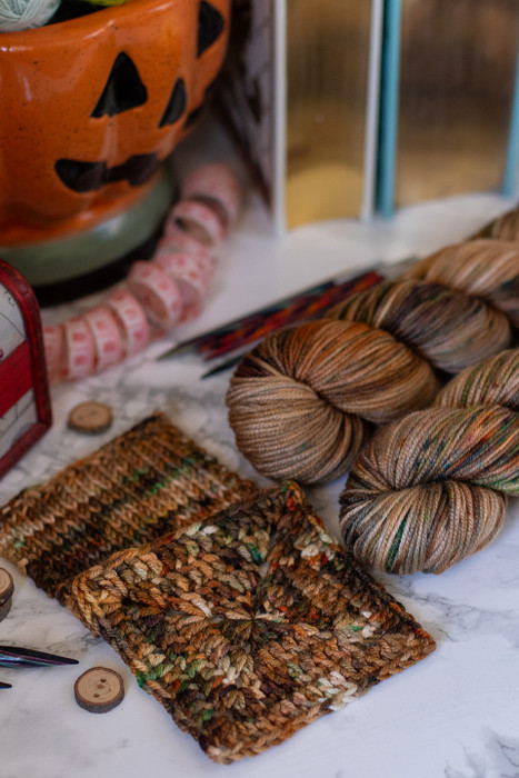 Tawny Owl 'CREMA' WORSTED Tawny Owl 'CREMA' WORSTED