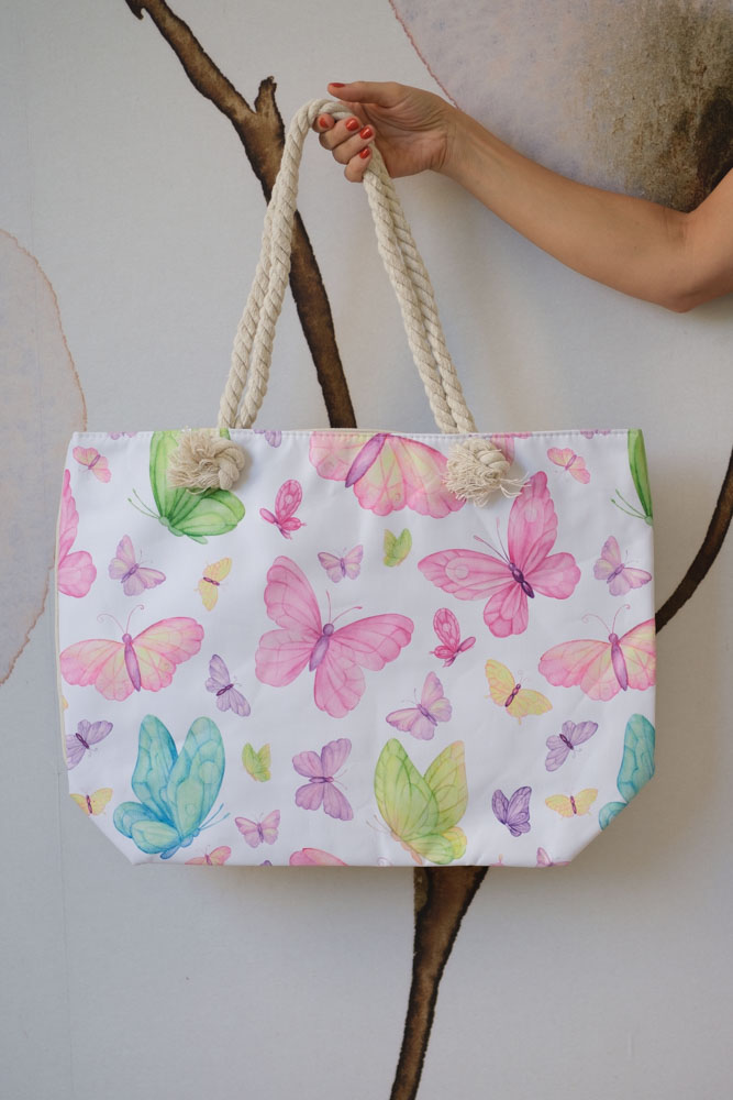 Stenciling a Butterfly on a Designer Bag 