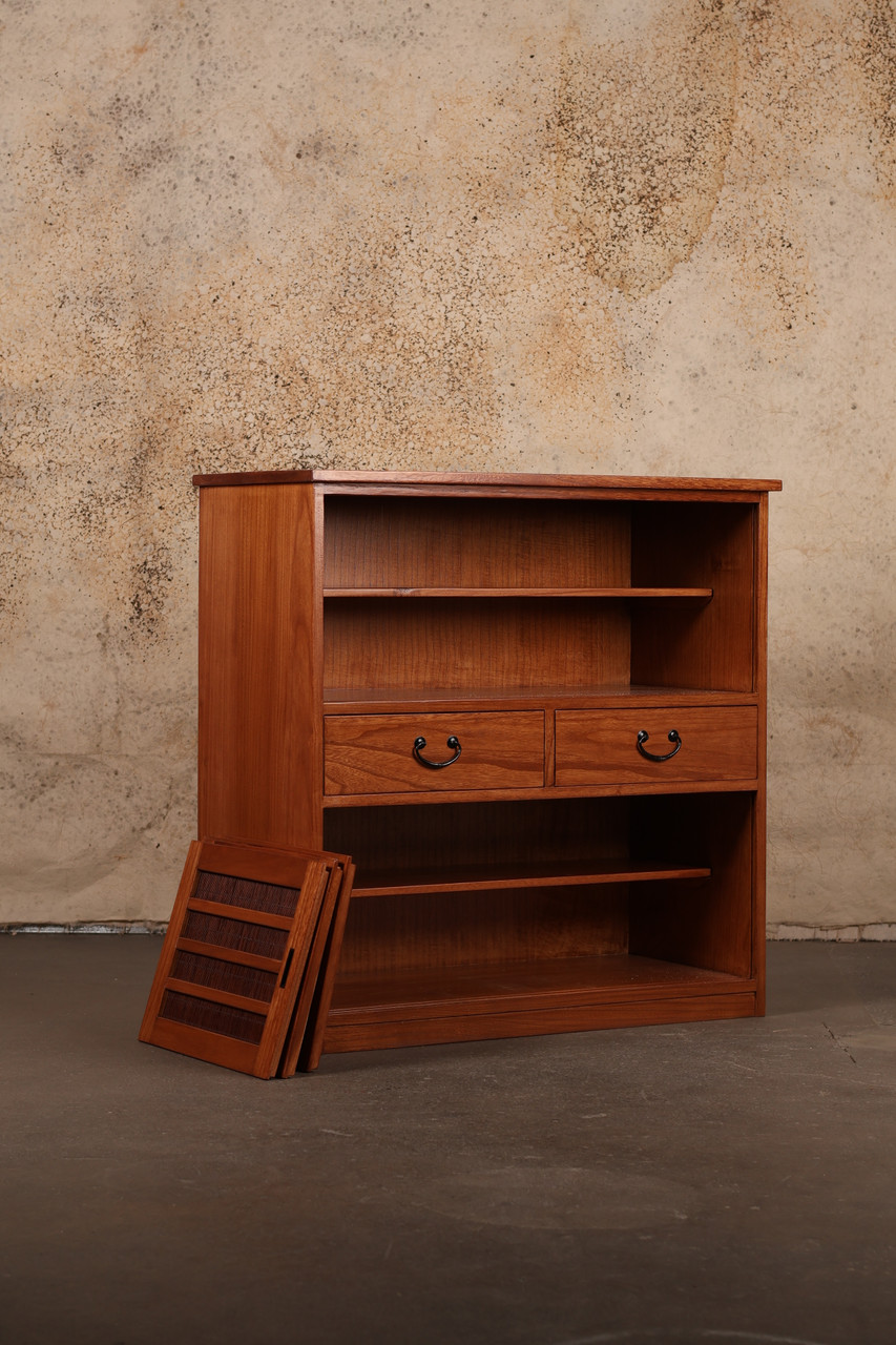 Japanese style kiri wood shoe chest, getta bako. (KB50)