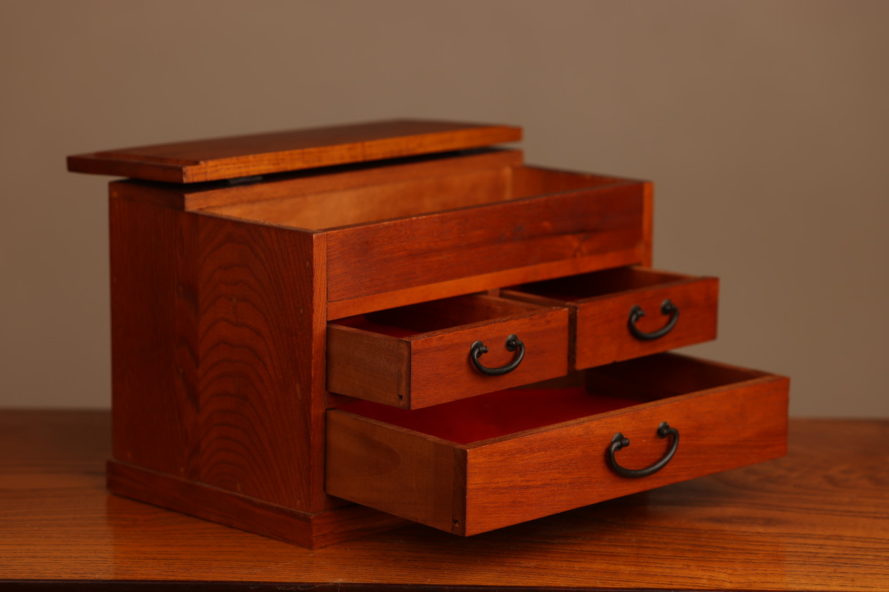 Vintage Japanese Sewing Box / Haribako (22S15)