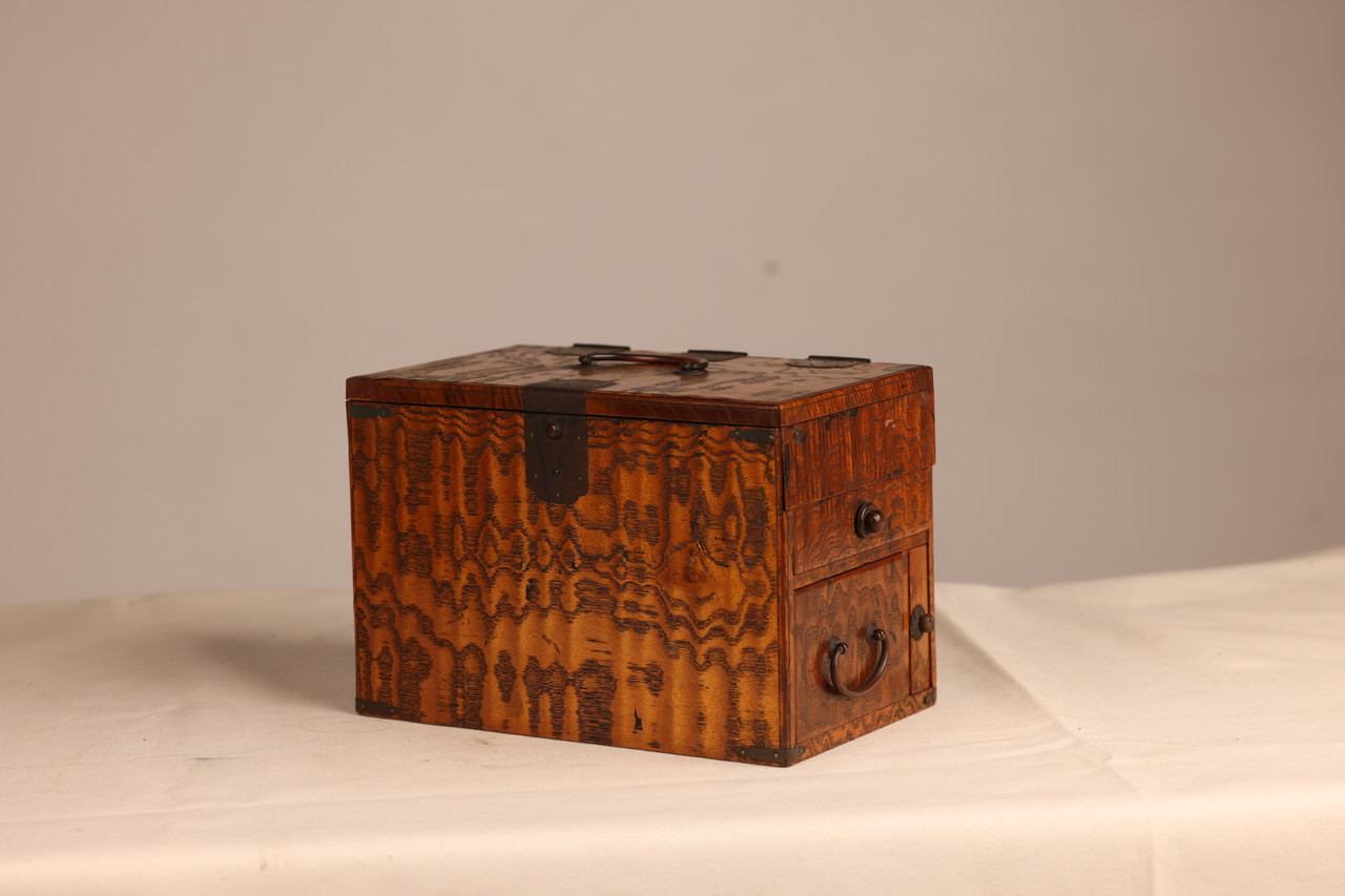 Vintage Japanese Kakesuzuri Ink Box with a mini abacus (23F-67-4)