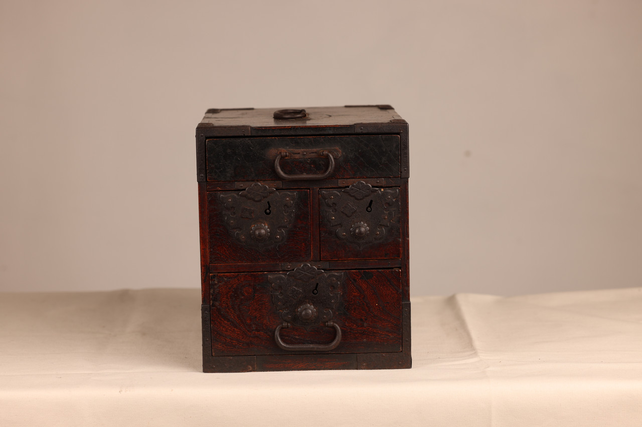 Antique Japanese Kakesuzuri Ink Box (23F-67-9)