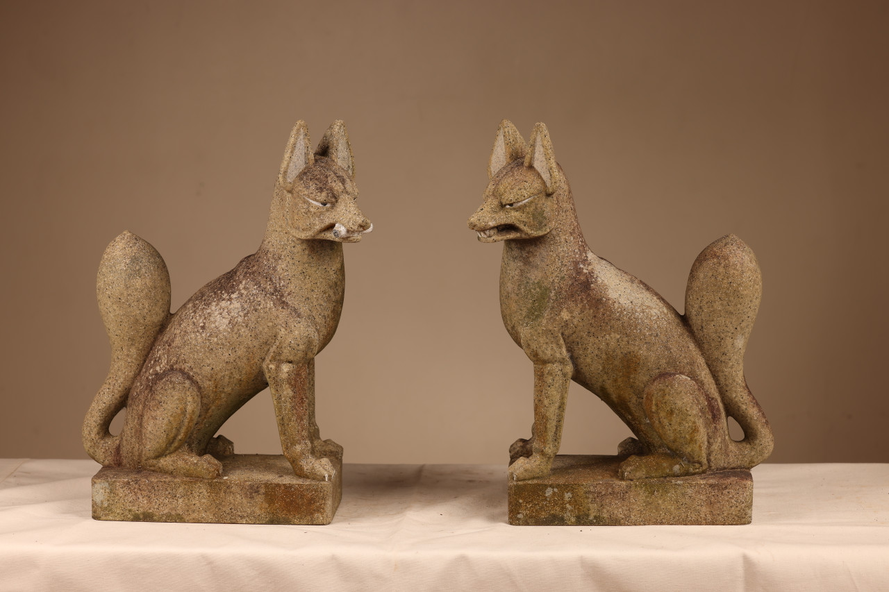 Vintage Japanese Shinto Inari Fox A Pair (23F-72)