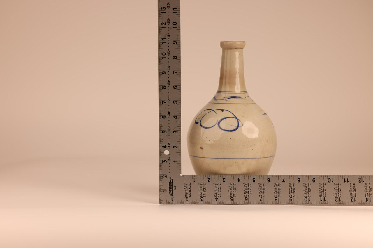 Vintage Japanese Sake Bottle Tokkuri (23M164-1)