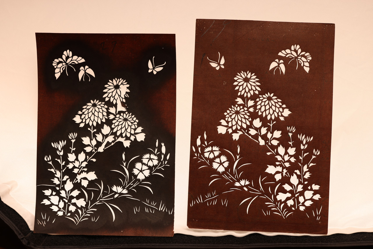 Vintage Japanese Kimoo Stencil Paper Katagami Flower (23M-007)