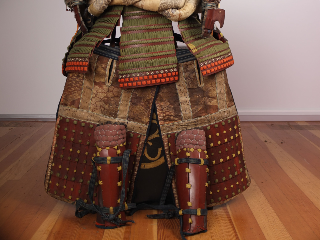 Vintage Japanese Red Yoroi Samurai Kabuto Armor A Set (23O-227)
