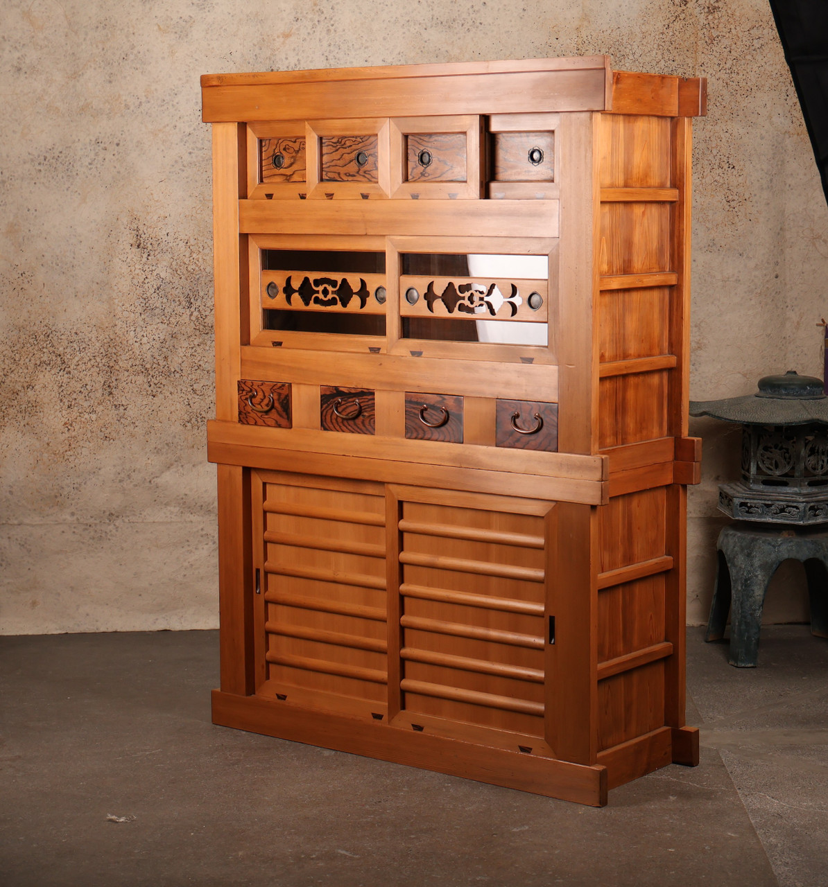 Japanese Modern Furniture☆茶箪笥☆飾り棚☆透かし彫り Antique Japanese Kitchen Chest (Mizuya Tansu 