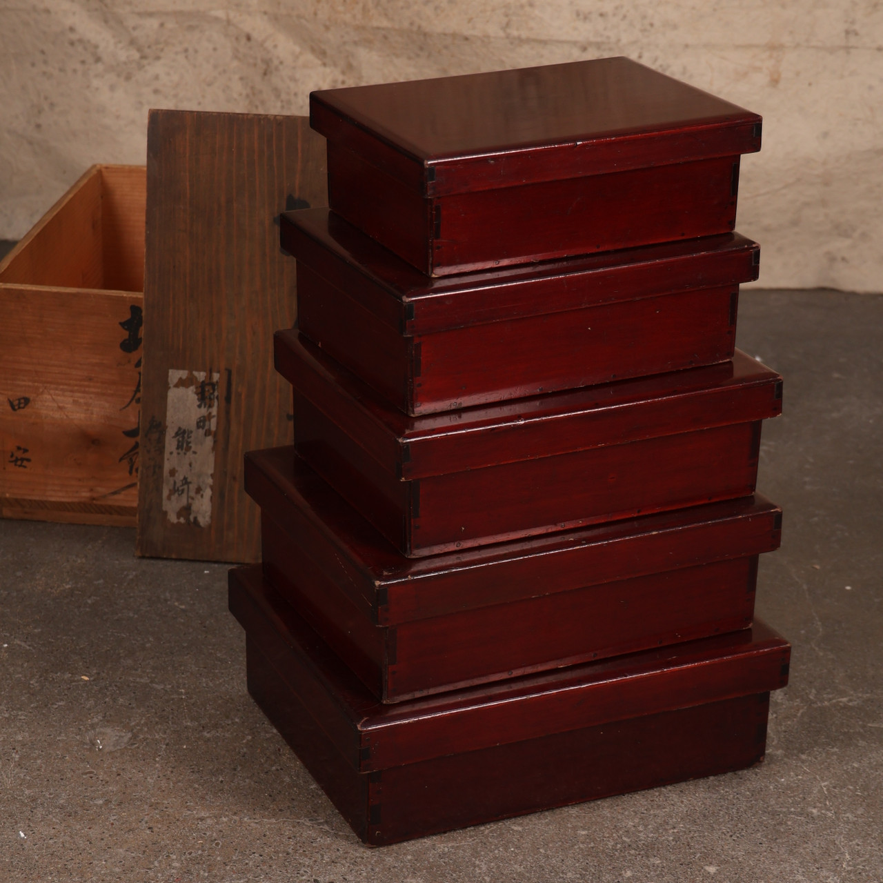 Antique Japanese Lacquer Nesting Box Kiri dame — Taisho Era (SKU