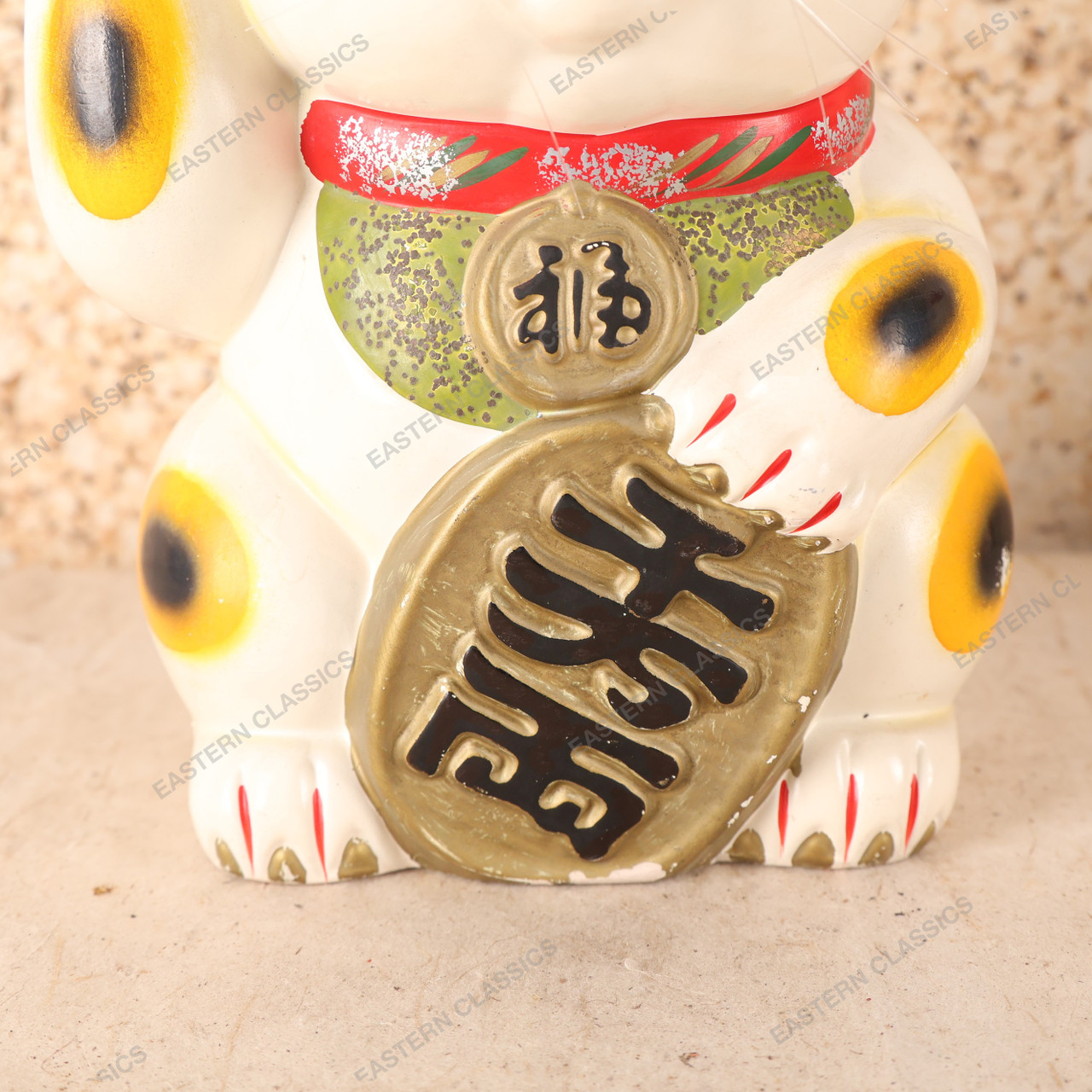 Vintage Japanese Maneki Neko Cat — Clay, 1980, Showa Era (SKU: 25S