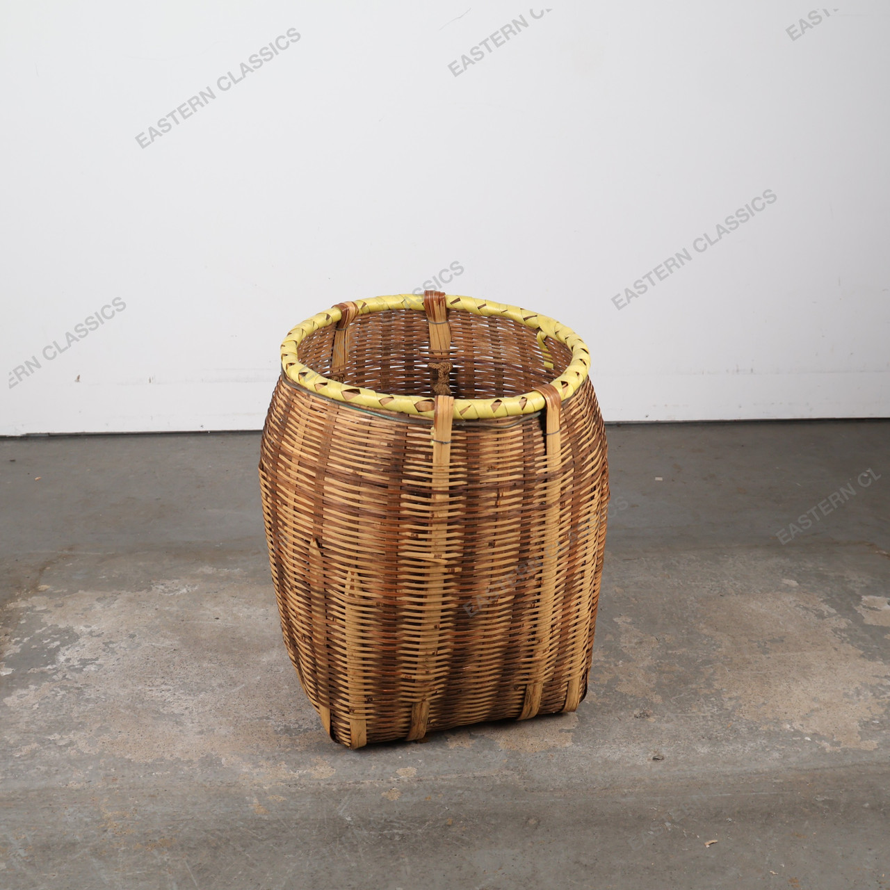 Vintage Japanese Bamboo Backpack Basket - 1980s Showa Era (25D-414