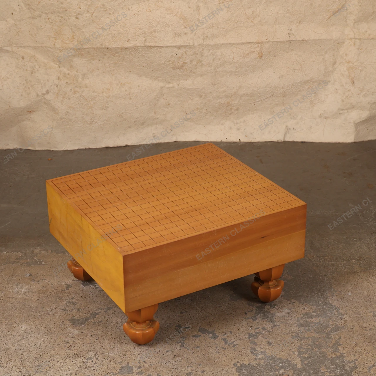 木製 19路 囲碁盤 Vintage Japanese Go board Vintage Japanese Go Board, Kaya Wood, 1966 - 1989 (Late Showa