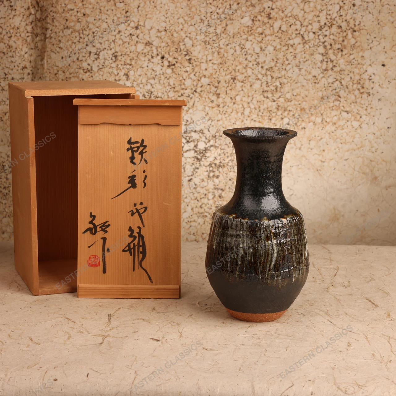 D-壁 希少 ビンテージ 陶器 花瓶 幾何学 オブジェ ブルー 浮彫 昭和レトロ D-壁 希少 ビンテージ 陶器 花瓶 幾何学 オブジェ ブルー 浮彫 昭和