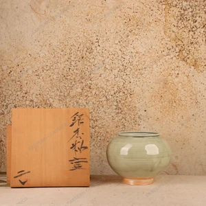 Vintage Japanese Celadon Glazed Mizusashi Water Jar, Late Showa 1966-1989 | SKU: 26J-0562-2 - 1