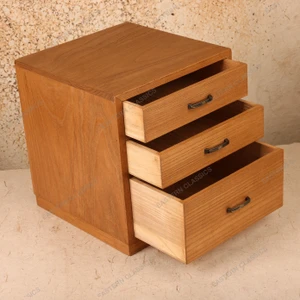 Vintage Japanese Small Drawer Chest, Mid Showa Period Wooden Tansu - 2