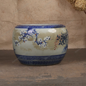 Antique Japanese Blue-and-White Porcelain Hibachi-Form Basin, Meiji 1868-1911 - 1
