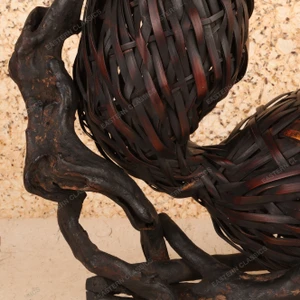 Antique Japanese Ikebana Hanakago Double Bamboo Basket with Asymmetric Gnarled Root Frame, Taisho Era 1912-1926 - 2