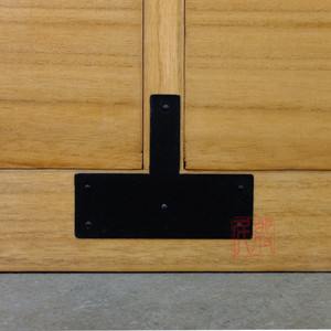 Tansu metal corner - CC2