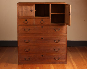 Vintage Japanese Isho Tansu 2 Section (22S-A34)