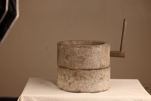 Vintage Japanese Stone Mill Grinder (22S-32)