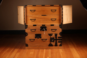 Antique Japanese Kannon Biraki Tansu 2 Section (23F-B2) with a working key