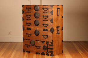 Antique Japanese Kasane Isho Tansu 2 Section with a secret compartment (23M-B4)