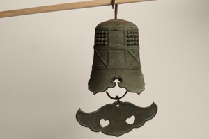 Antique Japanese Temple Bell Futaku Wind Chime (23O-401)