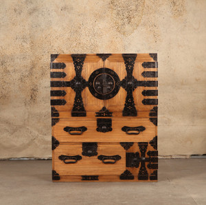 Antique Japanese Kannon Biraki Isho Tansu 2 Section(24A-B200)