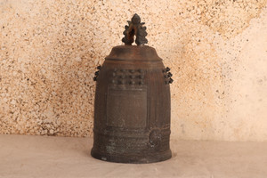 Antique Japanese Temple Bell (24J-328-1) Antique Japanese Temple Bell (24J-328-1)