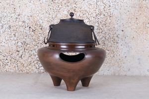 Japanese Chagama Kama and Furo for Tea Ceremony (24N70)