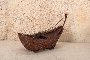 Antique Japanese Flower Basket in Boat Shape — 1920s, Taisho Era (SKU: 25M-525) - 1