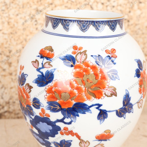 Vintage Japanese Flower Motif Vase — Porcelain (SKU: 25S-499) - 