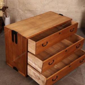 Antique Japanese Ko Tansu Chest – Kiri Wood Chest with Three Warabite Pull Drawers, 1920, Taisho Era (SKU: 25S-A445-1) - 2