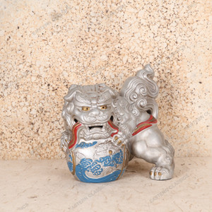 Vintage Japanese Kutani Shishi Statue — Ceramic (SKU: 25S-500) - 