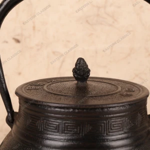 Vintage Japanese Kettle — Iron (SKU: 25D-428-5) -