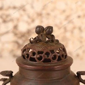 Vintage Japanese Incense Burner (SKU: 25D-295-1) -