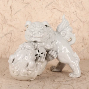 Vintage Japanese Lion Statue (SKU: 25D-270-3) -