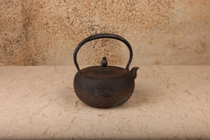 Teaware Antique Japanese Kettle 1912 1926 — Iron, Taisho Era (SKU: 26M-121-1) - 1