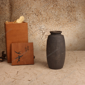 Ikebana Bonsai Vintage Japanese Vase 1966 - 1989 (Late Showa) — Pottery (SKU: 26M-810-2) -