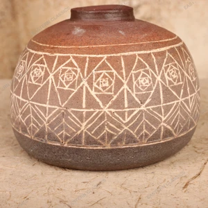 Vintage Japanese Stoneware Tsubo with Sgraffito Decoration, Mid Showa 1946-1965 | SKU: 26M-753-2 -2