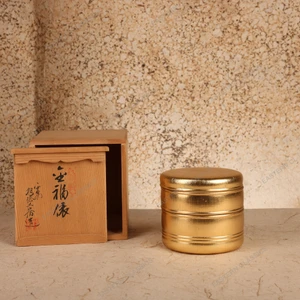 Vintage Japanese Gold Lacquer Natsume (Matcha Caddy), Late Showa 1966-1989 | SKU: 26M-874 -1